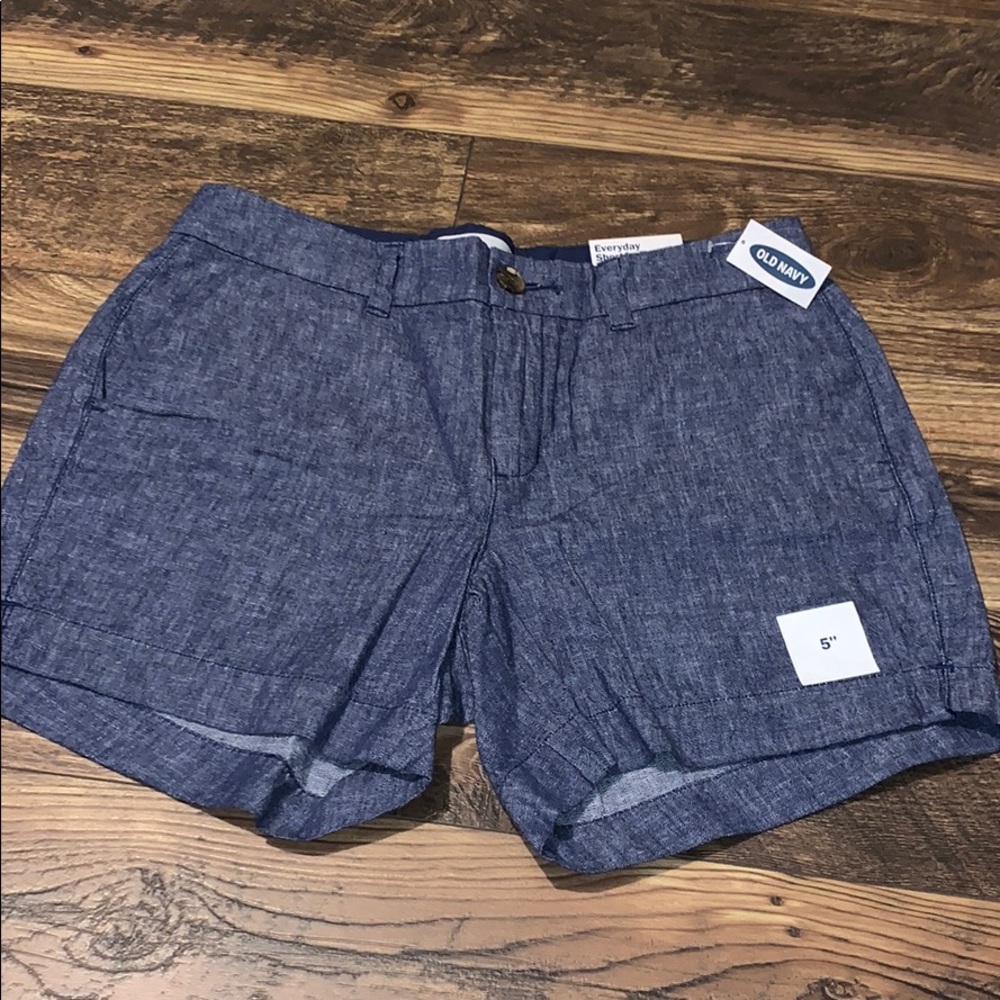 Everyday short mid rise
